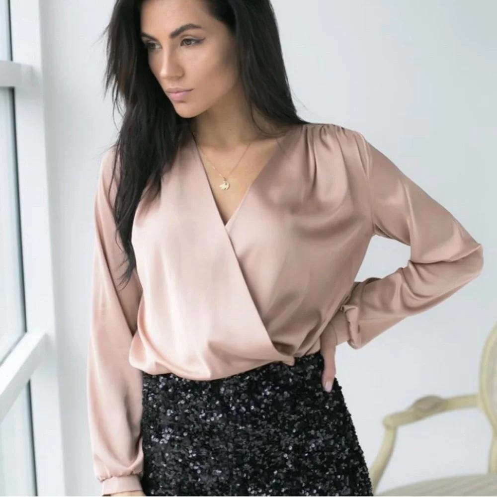 Cute NEW Satin Silk Blouse - Picture 1 of 3